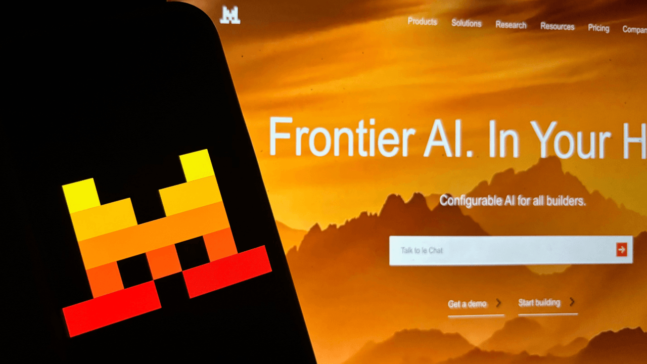 Mistral-dan korporativ model təlim platforması: Forge