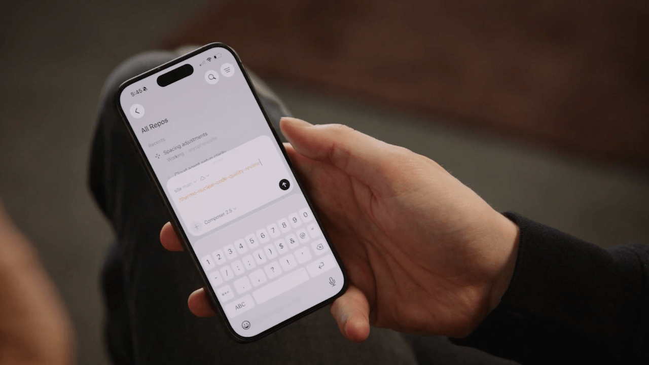 Cursor, süni intellekt dəstəyi ilə kodlama agentləri üçün iOS tətbiqi təqdim etdi